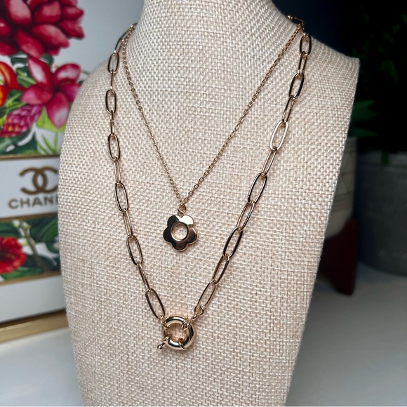 Layered Gold Necklace Flower Charm Whimsical Minimal Modern Boho Soft Fairycore - Picture 2 of 5